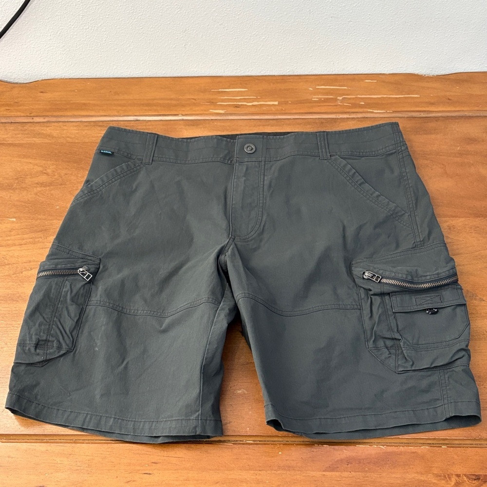 Kuhl Patinadyr Men's Gray Cargo Shorts Size 38